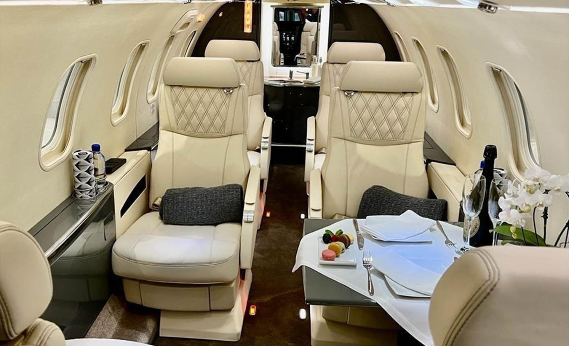 2004 Learjet 40